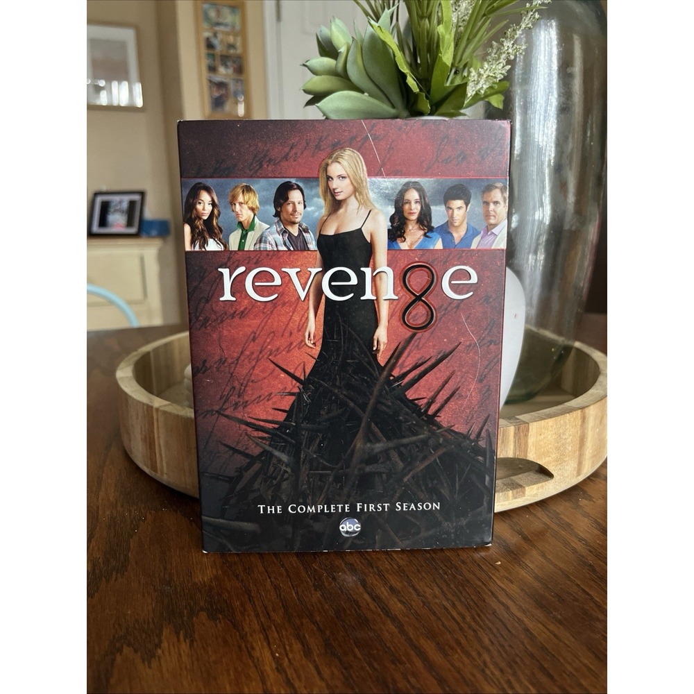 ABC Studios Revenge: The Complete First Season 1 (DVD Box Set, Bonus, 2012)